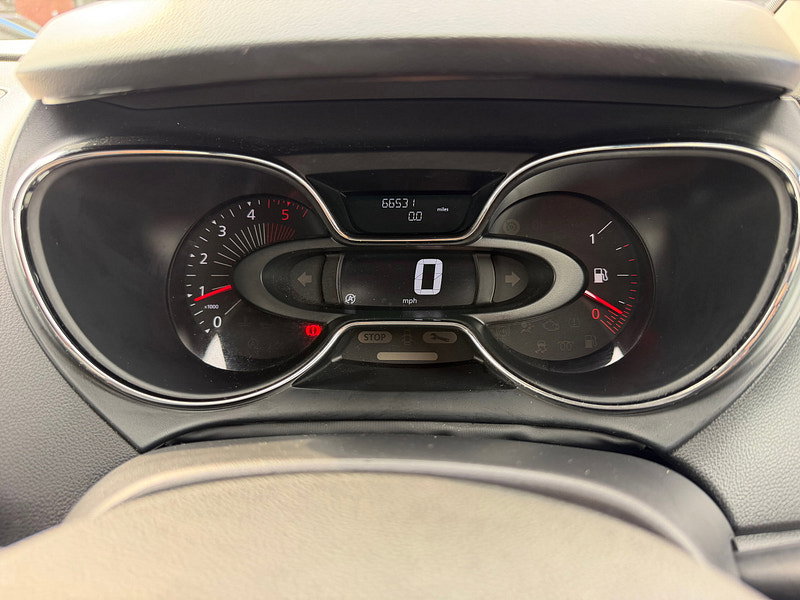 Renault Captur 1.5 dCi ENERGY Dynamique Nav SUV 5dr Diesel Manual Euro 6 (s/s) (90 ps)