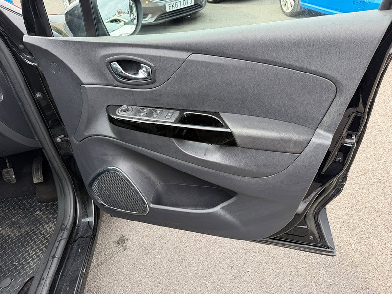 Renault Captur 1.5 dCi ENERGY Dynamique Nav SUV 5dr Diesel Manual Euro 6 (s/s) (90 ps)