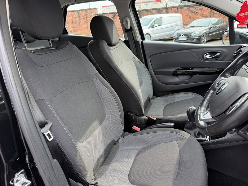 Renault Captur 1.5 dCi ENERGY Dynamique Nav SUV 5dr Diesel Manual Euro 6 (s/s) (90 ps)