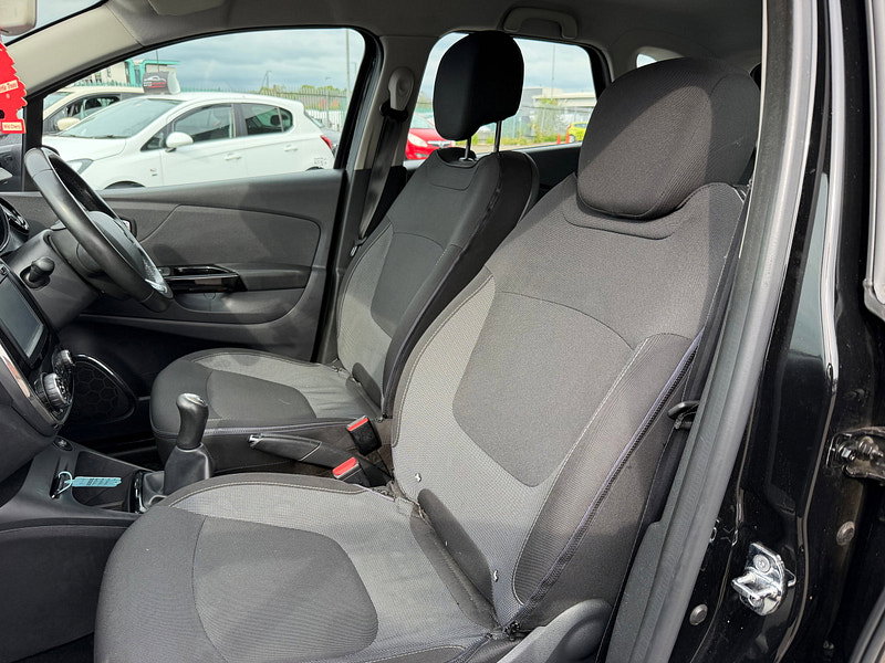 Renault Captur 1.5 dCi ENERGY Dynamique Nav SUV 5dr Diesel Manual Euro 6 (s/s) (90 ps)
