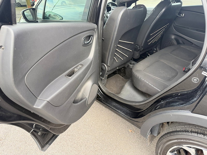 Renault Captur 1.5 dCi ENERGY Dynamique S MediaNav SUV 5dr Diesel Manual Euro 5 (s/s) (90 ps)