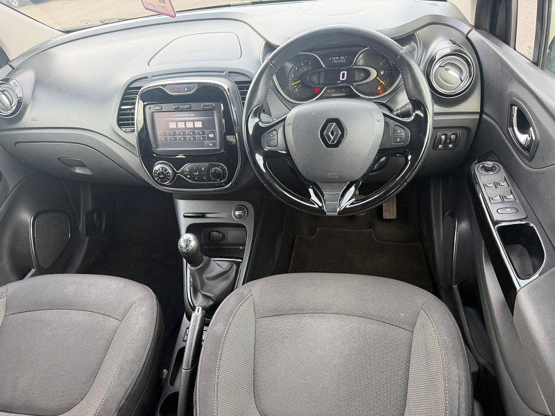 Renault Captur 1.5 dCi ENERGY Dynamique S MediaNav SUV 5dr Diesel Manual Euro 5 (s/s) (90 ps)