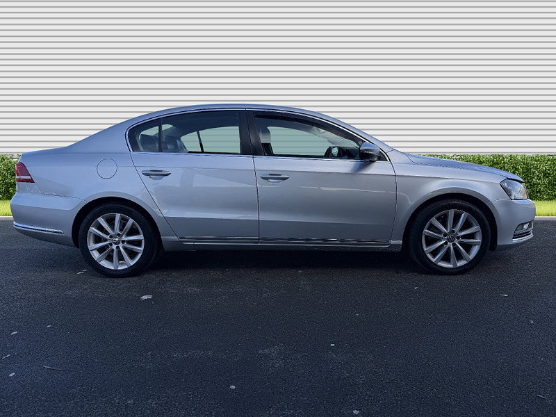 Volkswagen Passat 2.0 TDI BlueMotion Tech Executive Saloon 4dr Diesel Manual Euro 5 (s/s) (140 ps)