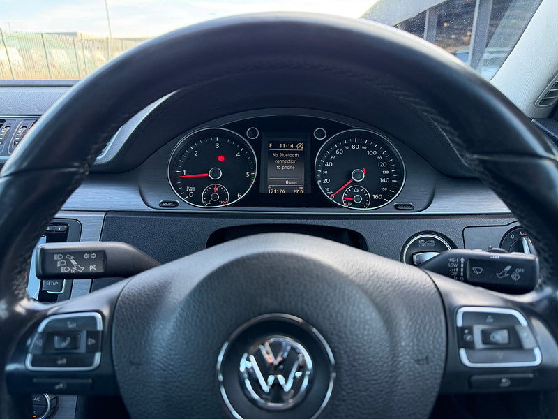Volkswagen Passat 2.0 TDI BlueMotion Tech Executive Saloon 4dr Diesel Manual Euro 5 (s/s) (140 ps)