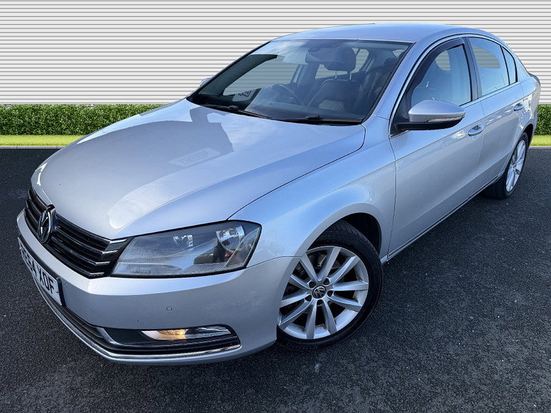 Volkswagen Passat 2.0 TDI BlueMotion Tech Executive Saloon 4dr Diesel Manual Euro 5 (s/s) (140 ps)