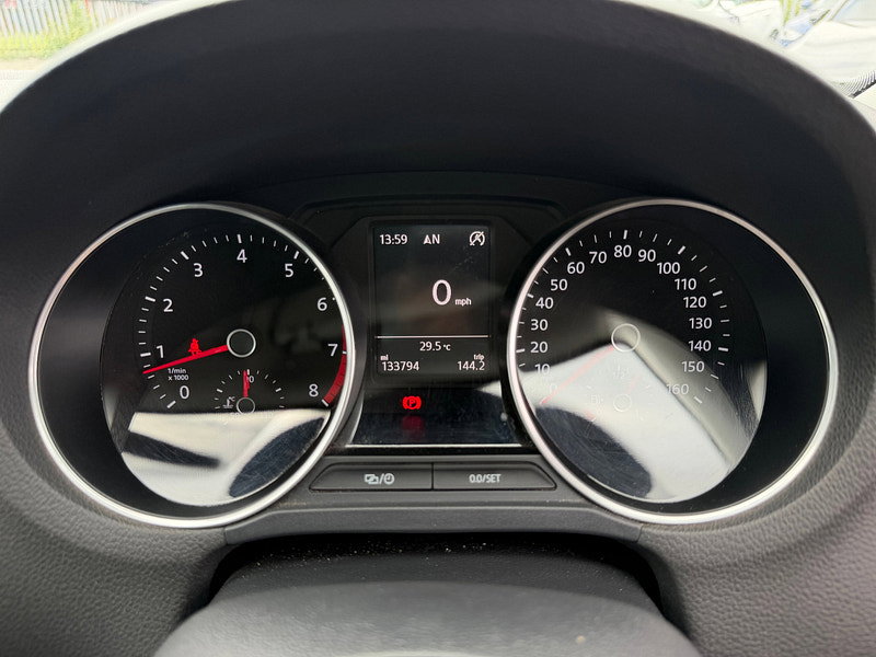 Volkswagen Polo 1.2 TSI BlueMotion Tech SEL Hatchback 3dr Petrol Manual Euro 6 (s/s) (110 ps)