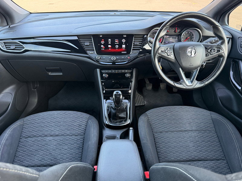 Vauxhall Astra 1.6 CDTi ecoTEC BlueInjection SRi VX Line Nav Hatchback 5dr Diesel Manual Euro 6 (110 ps)