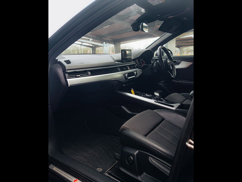 Audi A4 Avant 2.0 TDI ultra S line Estate 5dr Diesel S Tronic Euro 6 (s/s) (190 ps) 5dr Automatic 2026