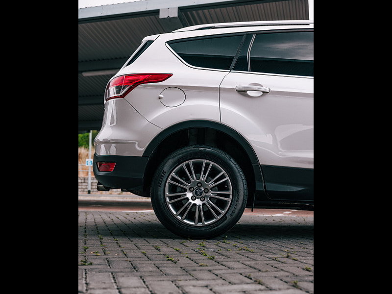 Ford Kuga 2.0 TDCi Titanium SUV 5dr Diesel Manual 2WD Euro 5 (140 ps) 5dr Manual 2026