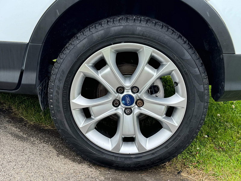 Ford Kuga 2.0 TDCi Zetec AWD Euro 5 5dr 5dr Manual 2026