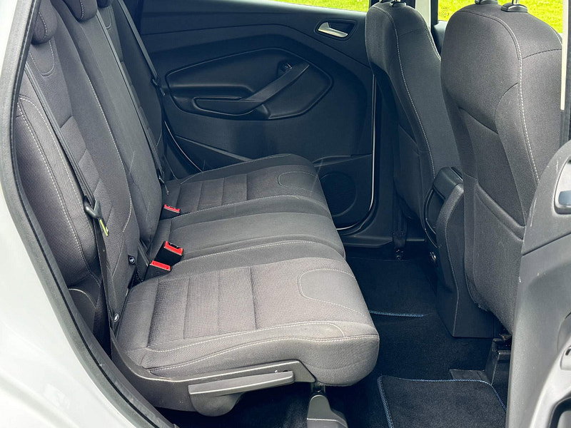Ford Kuga 2.0 TDCi Zetec AWD Euro 5 5dr 5dr Manual 2026