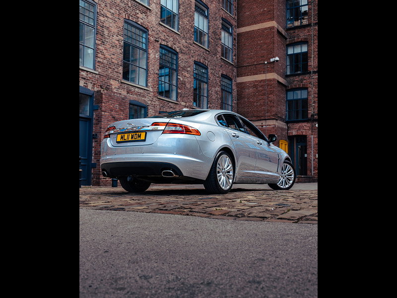 Jaguar XF 3.0d V6 Premium Luxury Saloon 4dr Diesel Auto Euro 5 (240 ps) 4dr Automatic 2026