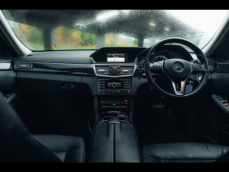 Mercedes-Benz E Class 2.1 E220 CDI BlueEfficiency Avantgarde Estate 5dr Diesel G-Tronic+ Euro 5 (s/s) (170 ps) 5dr Automatic 2026