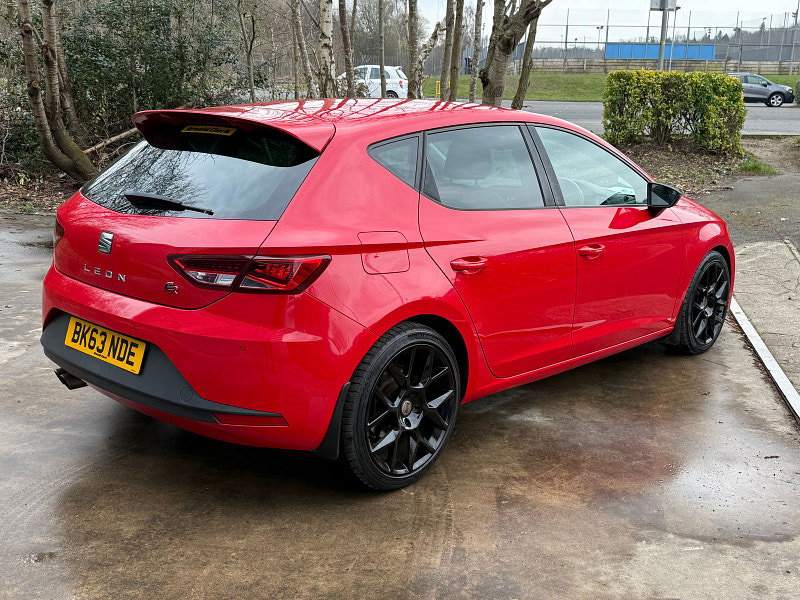 Seat Leon 2.0L FR Technology TDI Hatchback 5dr Diesel Manual Euro 5 (184 bhp) 5dr Manual 2026