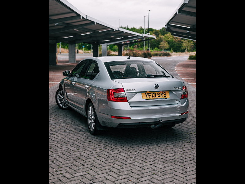 Skoda Octavia 1.6 TDI Elegance Hatchback 5dr Diesel DSG Euro 5 (s/s) (105 ps) 5dr Automatic 2026