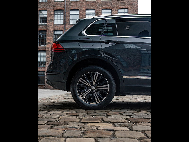 Volkswagen Tiguan 2.0 TDI BlueMotion Tech SE Navigation SUV 5dr Diesel Manual 4Motion Euro 6 (s/s) (150 ps) 5dr Manual 2026