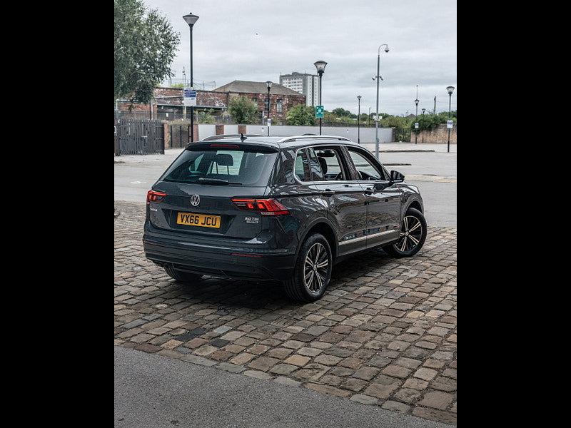 Volkswagen Tiguan 2.0 TDI BlueMotion Tech SE Navigation SUV 5dr Diesel Manual 4Motion Euro 6 (s/s) (150 ps) 5dr Manual 2026