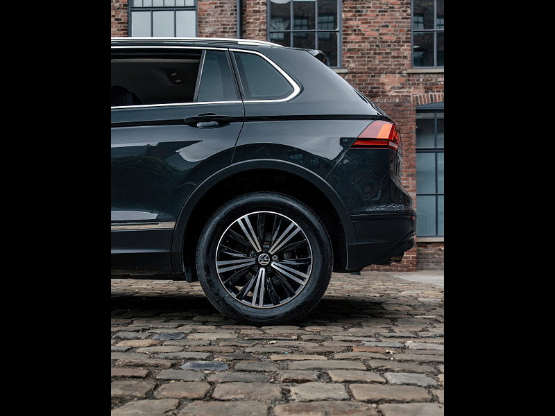 Volkswagen Tiguan 2.0 TDI BlueMotion Tech SE Navigation SUV 5dr Diesel Manual 4Motion Euro 6 (s/s) (150 ps) 5dr Manual 2026