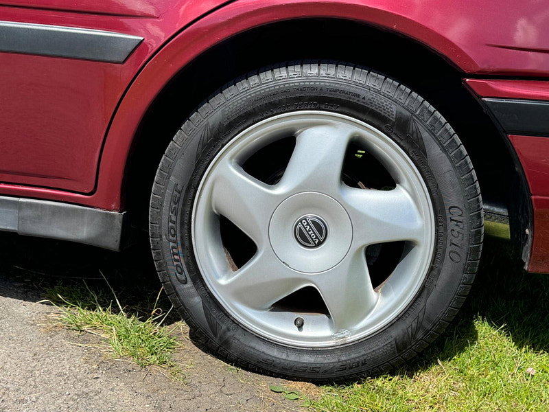 Volvo 440 440 ES 5dr Automatic 2026
