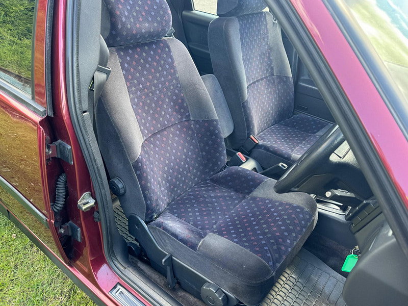 Volvo 440 440 ES 5dr Automatic 2026