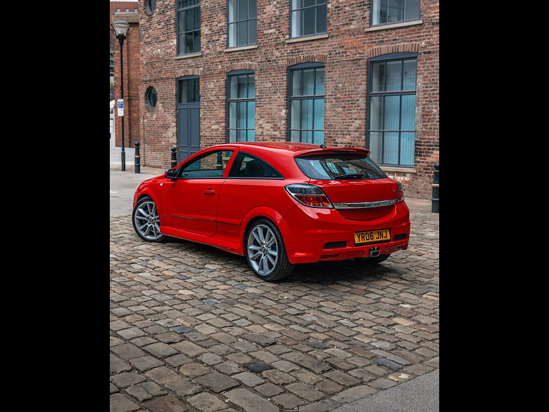 Vauxhall Astra 2.0i 16v VXR Sport Hatch 3dr Petrol Manual (221 g/km, 237 bhp) 3dr Manual 2026
