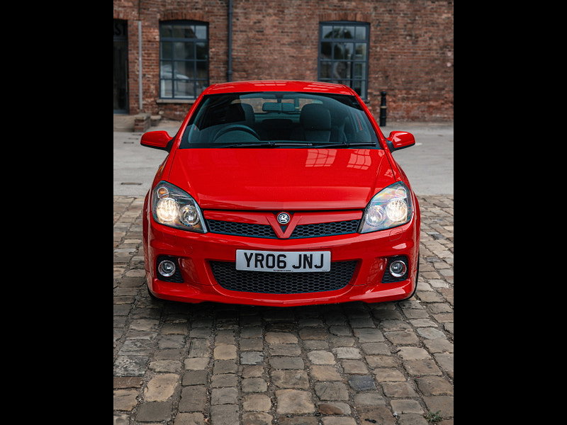 Vauxhall Astra 2.0i 16v VXR Sport Hatch 3dr Petrol Manual (221 g/km, 237 bhp) 3dr Manual 2026