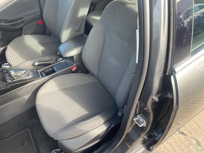 Ford Focus 1.5 TDCi Titanium Euro 6 (s/s) 5dr 5dr Manual 2026