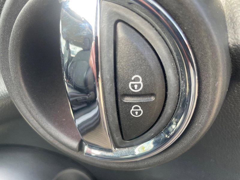 MINI Hatch 1.5 Cooper D Euro 6 (s/s) 3dr 3dr Manual 2026