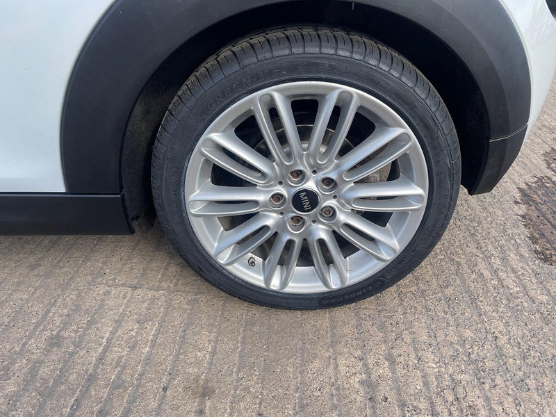 MINI Hatch 1.5 Cooper D Euro 6 (s/s) 3dr 3dr Manual 2026