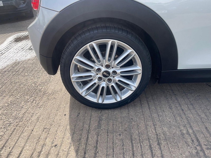 MINI Hatch 1.5 Cooper D Euro 6 (s/s) 3dr 3dr Manual 2026