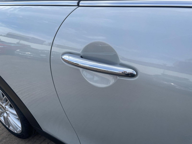 MINI Hatch 1.5 Cooper D Euro 6 (s/s) 3dr 3dr Manual 2026