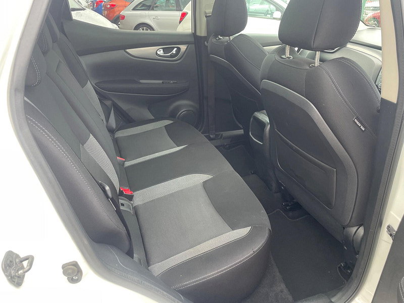 Nissan Qashqai 1.5 dCi N-Connecta Euro 6 (s/s) 5dr 5dr Manual 2026