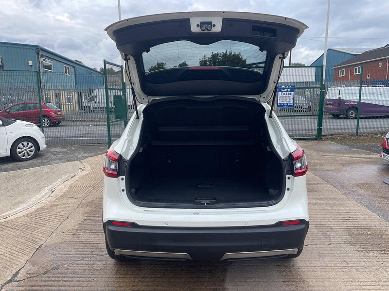 Nissan Qashqai 1.5 dCi N-Connecta Euro 6 (s/s) 5dr 5dr Manual 2026