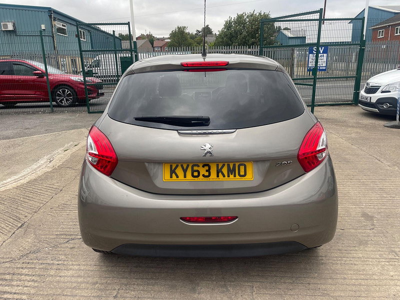 Peugeot 208 1.4 HDi Allure Euro 5 5dr 5dr Manual 2026