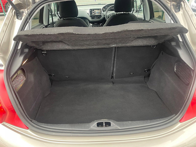 Peugeot 208 1.4 HDi Allure Euro 5 5dr 5dr Manual 2026