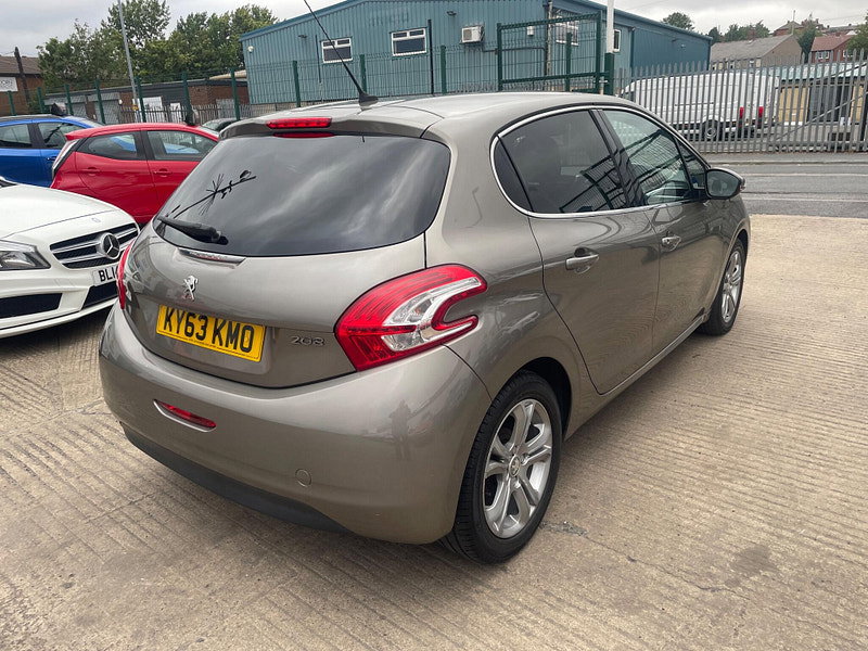 Peugeot 208 1.4 HDi Allure Euro 5 5dr 5dr Manual 2026