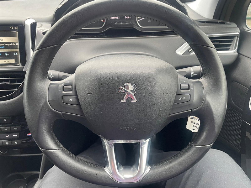 Peugeot 208 1.4 HDi Allure Euro 5 5dr 5dr Manual 2026