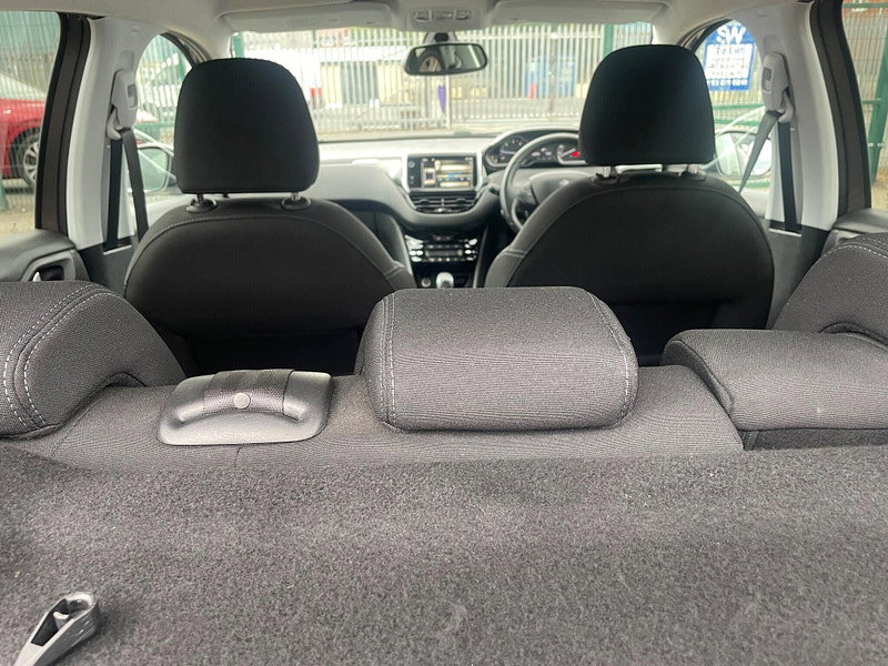 Peugeot 208 1.4 HDi Allure Euro 5 5dr 5dr Manual 2026