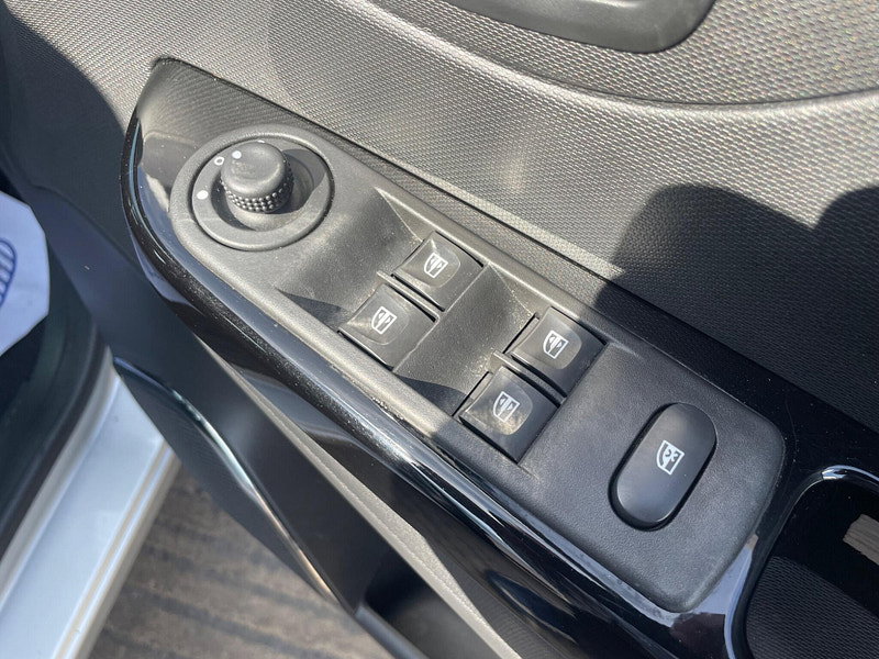 Renault Captur 1.5 dCi ENERGY Dynamique MediaNav Euro 5 (s/s) 5dr 5dr Manual 2026