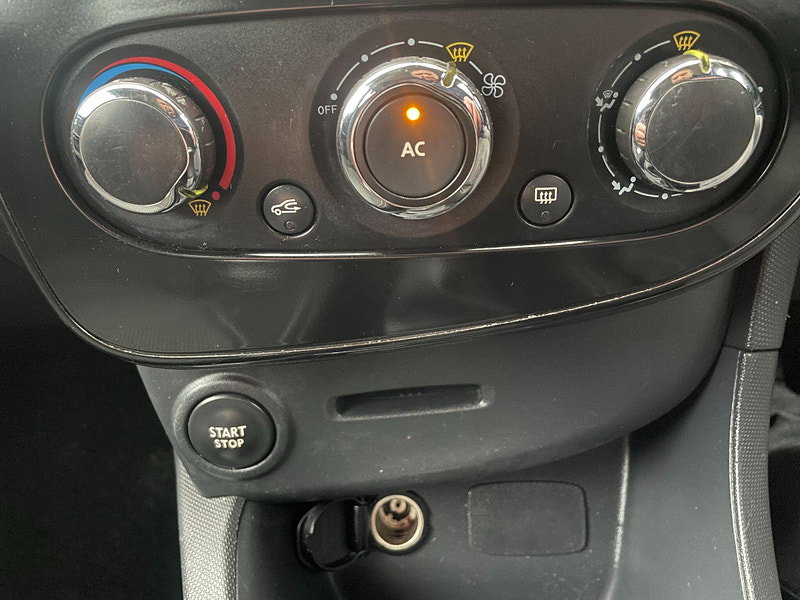 Renault Clio 0.9 TCe Dynamique MediaNav Euro 5 (s/s) 5dr 5dr Manual 2026