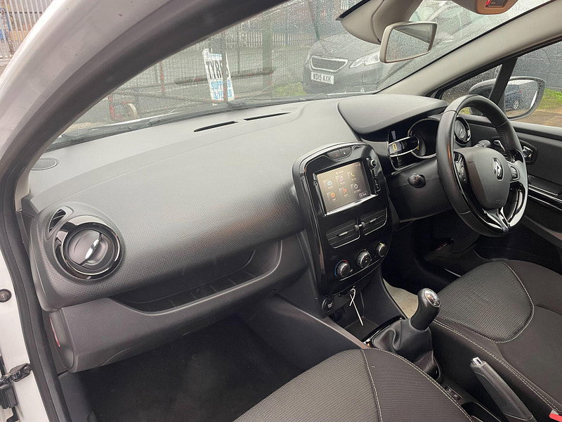 Renault Clio 0.9 TCe Dynamique MediaNav Euro 5 (s/s) 5dr 5dr Manual 2026