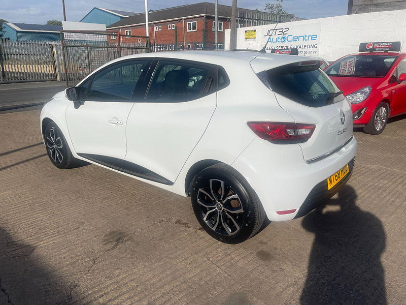 Renault Clio 0.9 TCe Play Euro 6 (s/s) 5dr 5dr Manual 2026