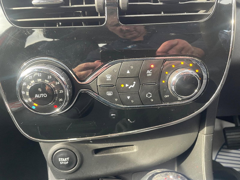 Renault Clio 1.5 dCi Dynamique S MediaNav EDC Euro 5 5dr 5dr Automatic 2026