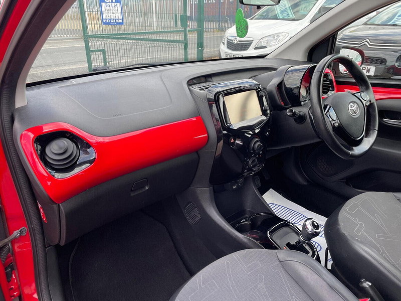 Toyota Aygo 1.0 VVT-i x-pression x-shift Euro 6 5dr 5dr Automatic 2026