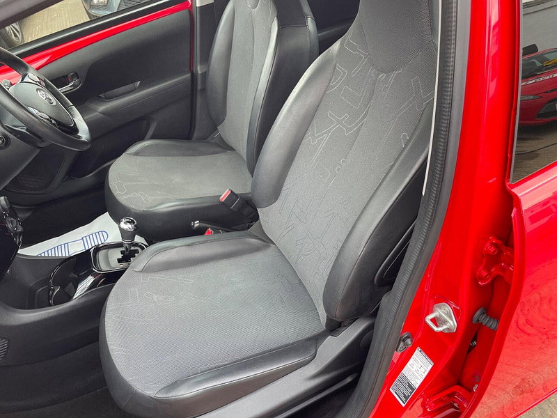Toyota Aygo 1.0 VVT-i x-pression x-shift Euro 6 5dr 5dr Automatic 2026