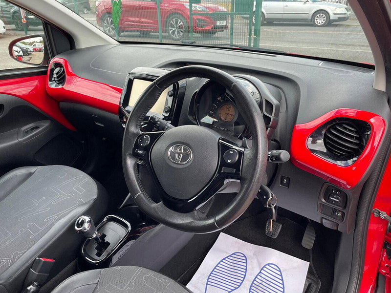 Toyota Aygo 1.0 VVT-i x-pression x-shift Euro 6 5dr 5dr Automatic 2026