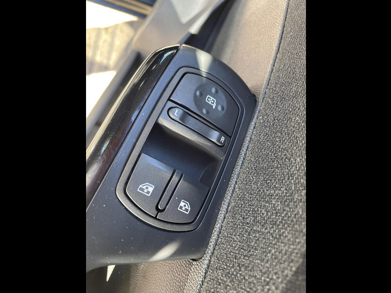 Vauxhall Corsa 1.0 ecoFLEX 12V Sting Euro 5 3dr 3dr Manual 2026