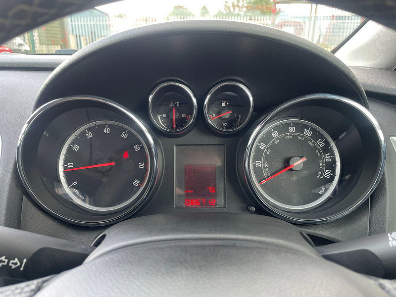 Vauxhall Astra 1.4 16v Excite Euro 5 5dr 5dr Manual 2026