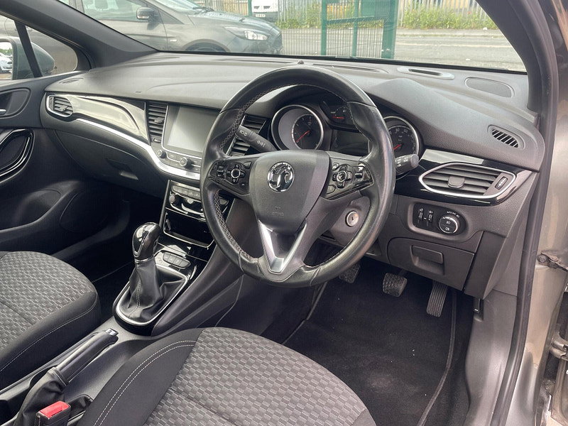 Vauxhall Astra 1.4i Turbo SRi Nav Euro 6 5dr 5dr Manual 2026