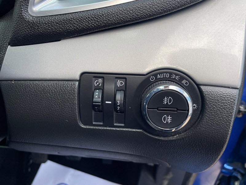 Vauxhall Mokka 1.6 CDTi Tech Line 2WD Euro 6 (s/s) 5dr 5dr Manual 2026